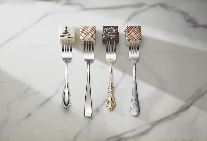 Oneida Moda 65-Piece 18/10 Stainless Steel Silverware Set - Image 17