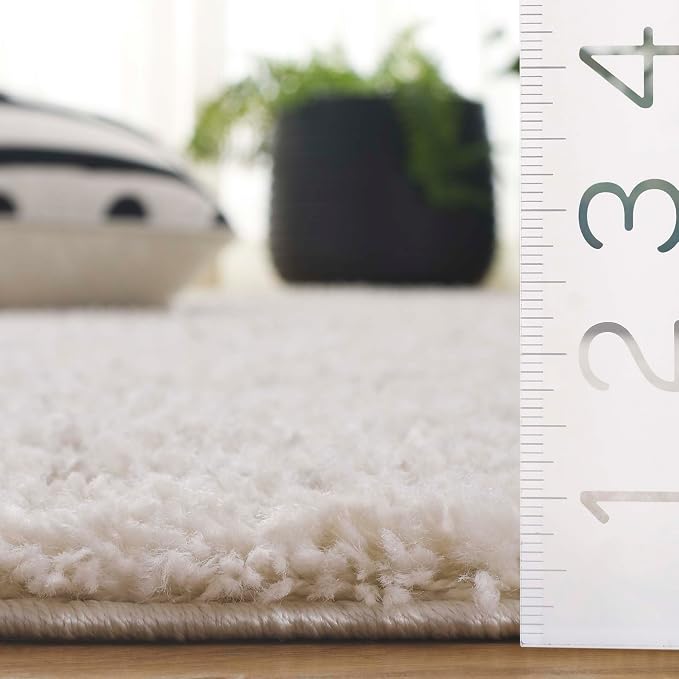 SAFAVIEH Arizona Shag Collection Accent Rug - Image 4