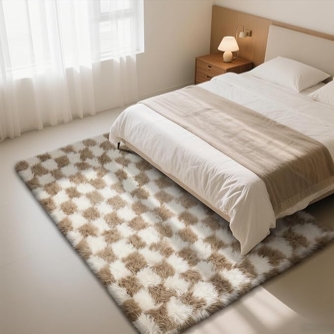 Checkered Rug for Bedroom, 4x6 Beige and White Area Rugs, Classic Checkered - Image 2