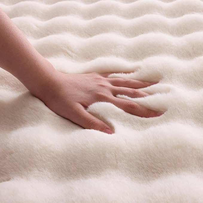 Creamy White Rabbit Plush Rug 3'x5', Fluffy Shaggy Area Rug - Image 4