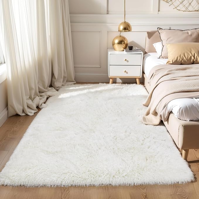 KCHOWUA Cream White Fluffy Area Rug by KICHOWUA