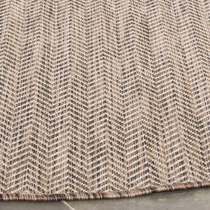 SAFAVIEH Outdoor Round Rug 4' - Image 2