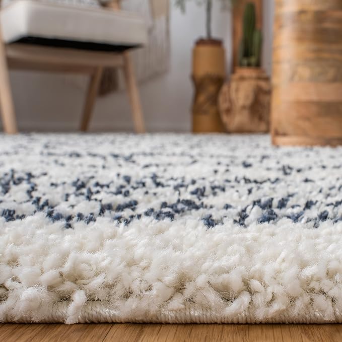 SAFAVIEH Arizona Shag Collection Runner Rug - Image 6