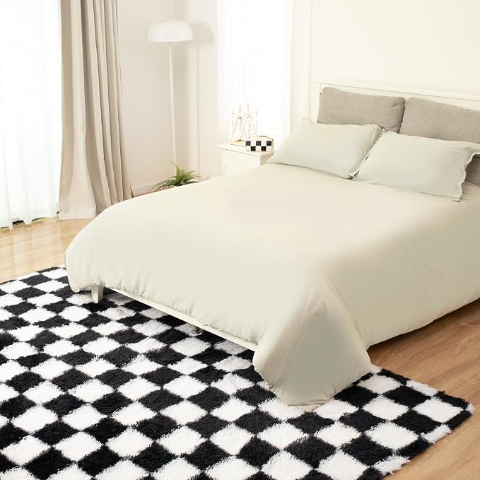 Super Soft Rug for Bedroom, 4x6 Ft Black and White Area Rug Classic Checkered - Image 8