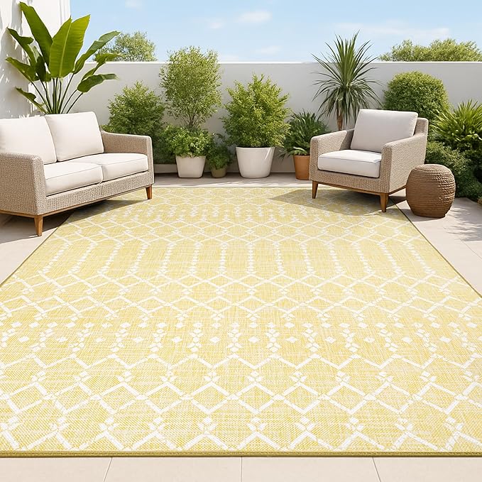 JONATHAN Y Moroccan Geometric Indoor Outdoor Area Rug 4X6 Yellow/Cream by JONATHANY