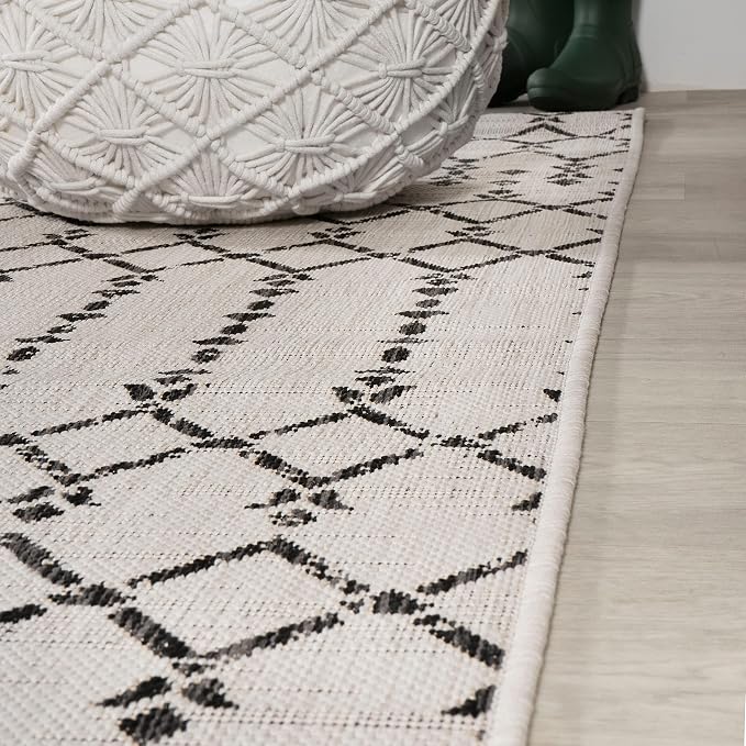 JONATHAN Y Moroccan Geometric Indoor Outdoor Square Area Rug 6X6 Cream/Black - Image 7