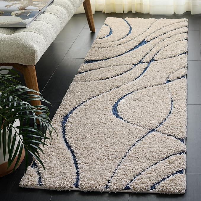SAFAVIEH Florida Shag Collection Runner Rug by Unknown