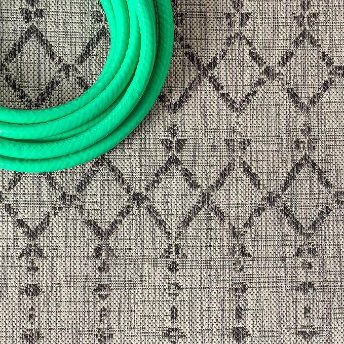 JONATHAN Y Moroccan Geometric Indoor Outdoor Round Area Rug 6 Ft Light - Image 3