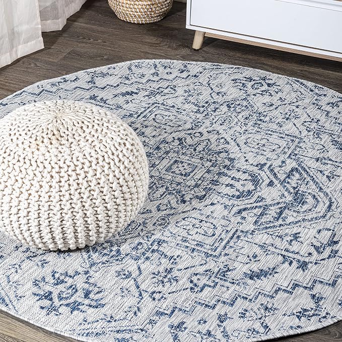 JONATHAN Y Boho Medallion Indoor Outdoor Round Area Rug 4 Ft Navy/Gray by JONATHANY