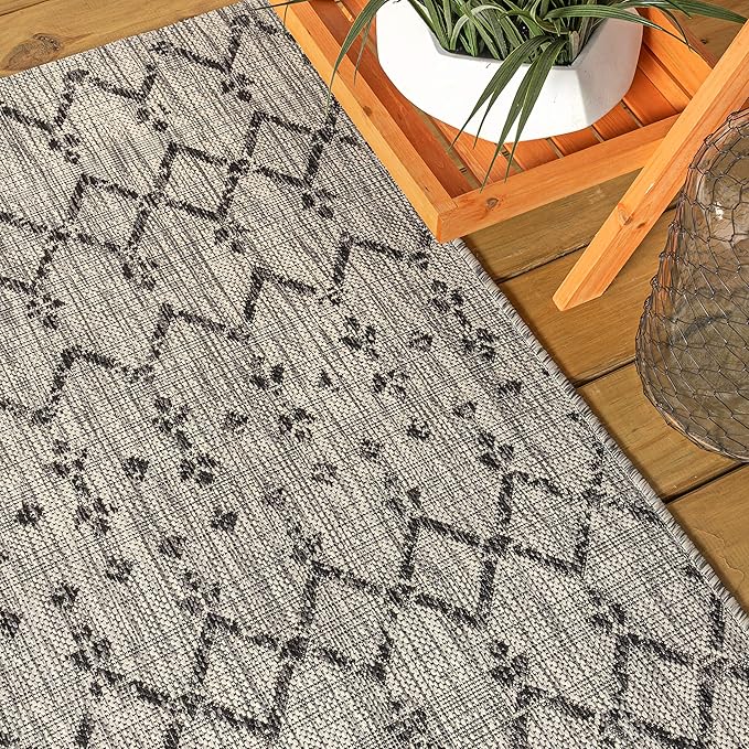 JONATHAN Y Moroccan Geometric Indoor Outdoor Round Area Rug 5 Ft Light - Image 3