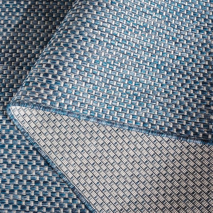 SAFAVIEH Washable Rug Outdoor Courtyard Collection - Image 4