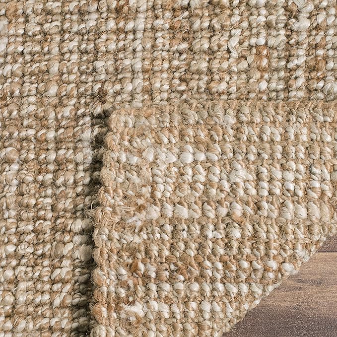 SAFAVIEH Area Rug 6x9 - Image 7
