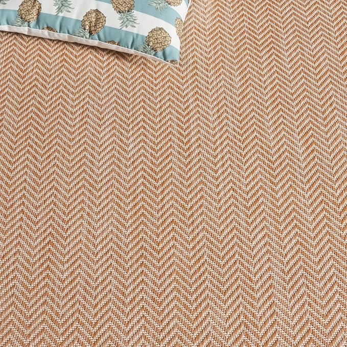 SAFAVIEH Outdoor Runner Rug 2'3"x20' - Image 6