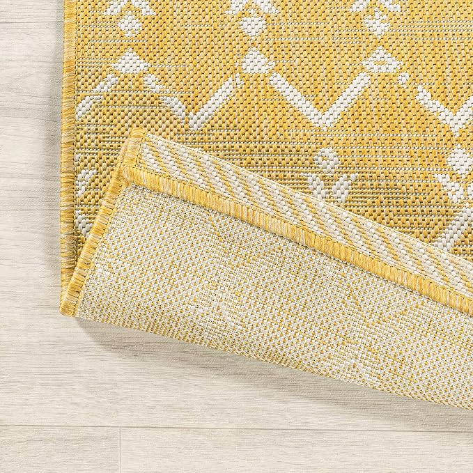 JONATHAN Y Moroccan Geometric Indoor Outdoor Round Area Rug 5 Ft Yellow/Cream - Image 3