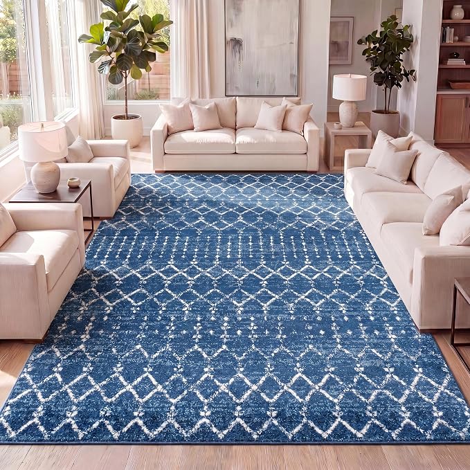 JONATHAN Y Boho Vintage Diamond Blue/White Indoor Area Rug 4X6 ft, Moroccan Hype by JONATHANY