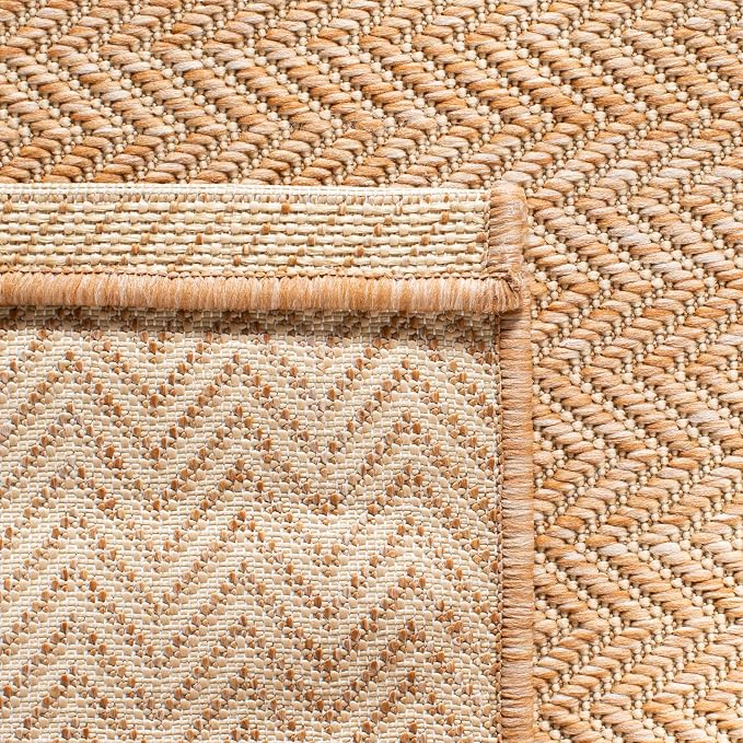 SAFAVIEH Outdoor Runner Rug 2'3"x20' - Image 3